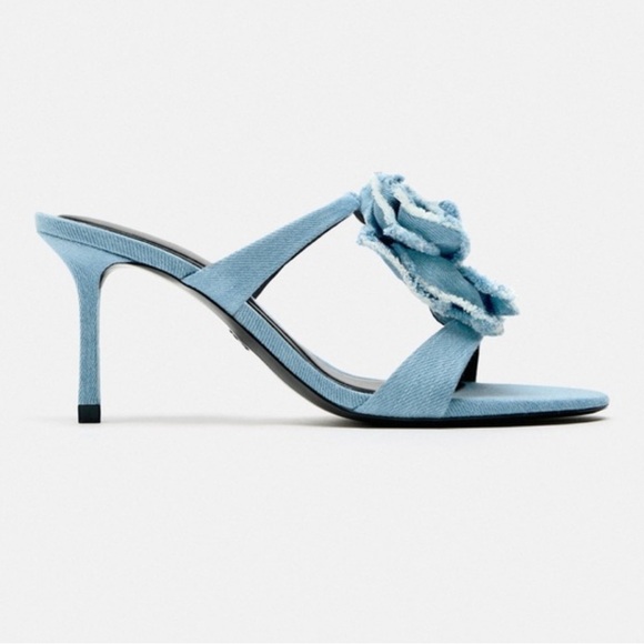 Zara Women's Blue Denim Sandals with Flower - Picture 5 of 10